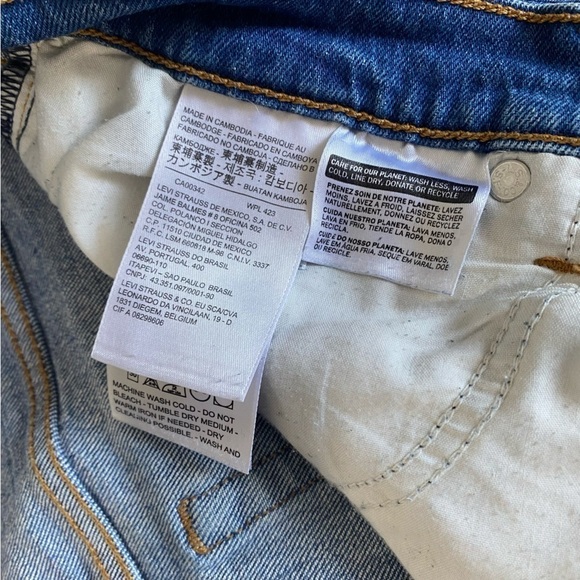 Levi’s Women Wedgie Cropped High Waisted Jeans Blue Denim Size 30 - Picture 14 of 16